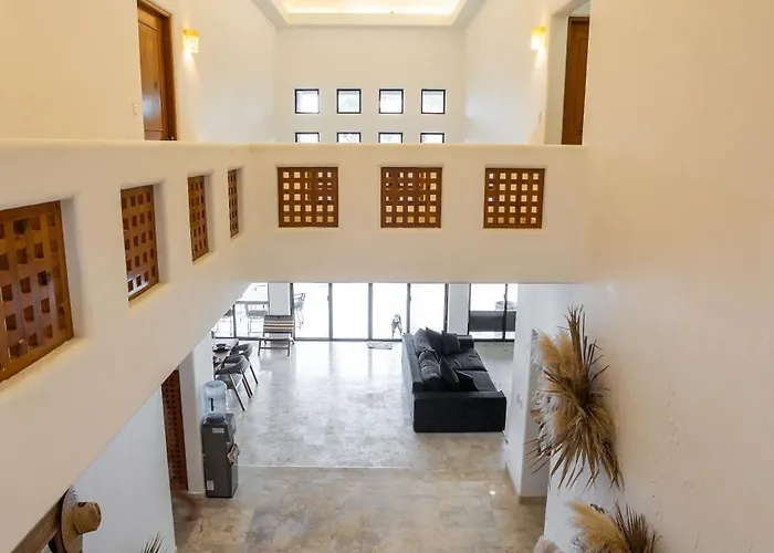 Magnifica Casa Laguna Cerca De La Playa. Villa