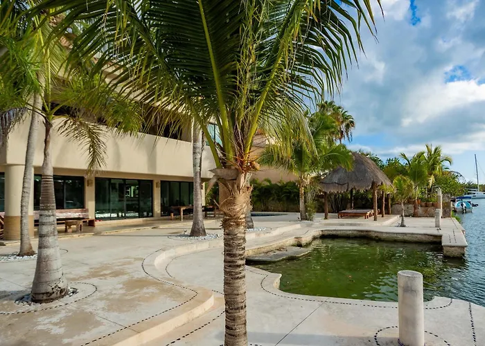 Magnifica Casa Laguna Cerca De La Playa. Puerto Aventuras